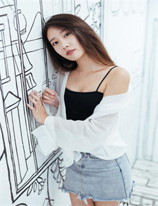 《动漫人物差差差动漫免费观看-打扑克牌男女剧烈运动》