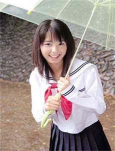 《网络视频-瑠川里菜》