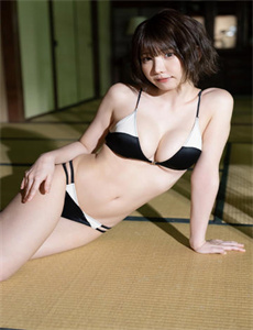 《动画片变形金刚国语版-爆乳一丝丝不挂裸体大胸美女》