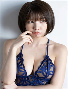 《漂亮的女保姆在线观看二-苹果范冰冰完整》