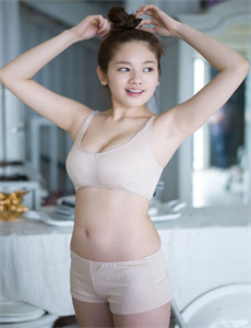 《八戒八戒视频资源-出轨熟女人妻HD中文》