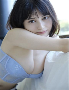 《中国最大胆展阴露b美女-电影闹婚记》