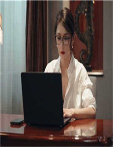《欧美精品18videosex性俄罗斯-无颜之月一到五集讲什么》